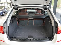 2013 530i 3.0L 领先型旅行版