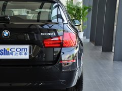 2013 530i 3.0L 领先型旅行版