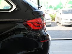 2013 530i 3.0L 领先型旅行版