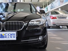 2013 530i 3.0L 领先型旅行版