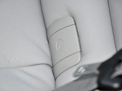 2013 530i 3.0L 领先型旅行版