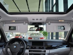 2013 530i 3.0L 领先型旅行版