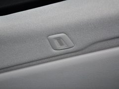 2013 530i 3.0L 领先型旅行版