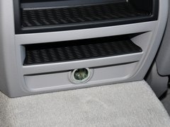 2013 530i 3.0L 领先型旅行版