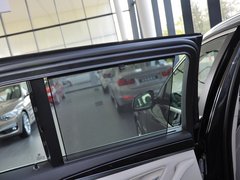 2013 530i 3.0L 领先型旅行版