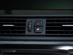 宝马5系(进口) 2013款 530i 3.0L 领先型旅行版