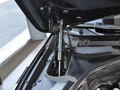 2013 530i 3.0L 领先型旅行版