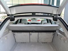 2013 530i 3.0L 领先型旅行版