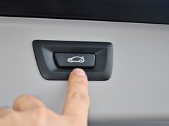 2013 530i 3.0L 领先型旅行版