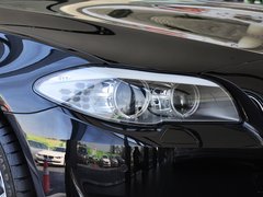 2013 530i 3.0L 领先型旅行版