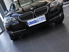2013 530i 3.0L 领先型旅行版