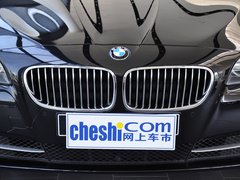 2013 530i 3.0L 领先型旅行版