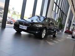 2013 530i 3.0L 领先型旅行版