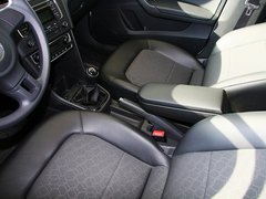 2013款 1.4L 手动 舒适版