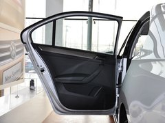 2013款 1.4L 手动 舒适版