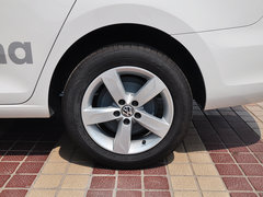2013款 1.4L 手动 舒适版