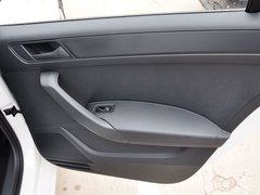 2013款 1.6L 手动 风尚版