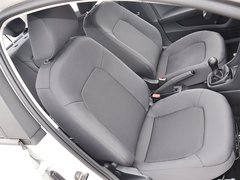 2013款 1.6L 手动 风尚版