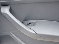 2013款 1.6L 手动 风尚版