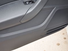2013款 1.6L 手动 风尚版