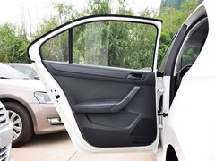 2013款 1.6L 手动 风尚版