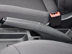 2013款 1.6L 手动 风尚版