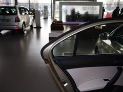 2013款 1.6L 自动 风尚版