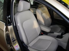 2013款 1.6L 自动 风尚版