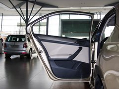 2013款 1.6L 自动 风尚版