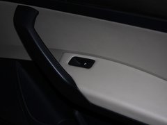 2013款 1.6L 自动 风尚版
