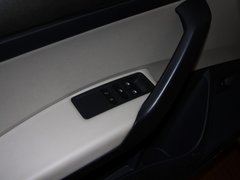 2013款 1.6L 自动 风尚版