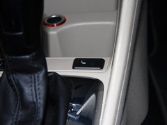 2013款 1.6L 自动 风尚版