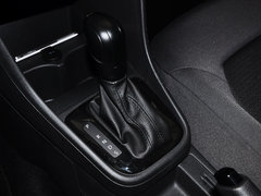 2013款 1.6L 自动 风尚版