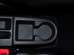 2013款 1.6L 自动 风尚版