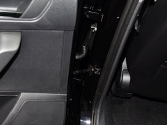 2013款 1.6L 手动 舒适版