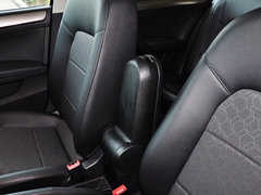 2013款 1.6L 手动 舒适版