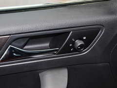2013款 1.6L 手动 舒适版