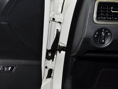 2013款 1.6L 自动 舒适版