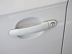 2013款 1.6L 自动 舒适版