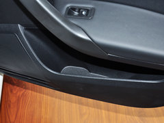 2013款 1.6L 自动 舒适版