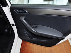 2013款 1.6L 自动 舒适版