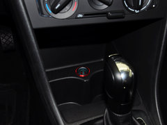 2013款 1.6L 自动 舒适版