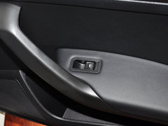 2013款 1.6L 自动 舒适版