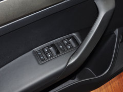 2013款 1.6L 自动 舒适版