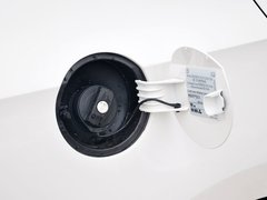 2013款 1.6L 自动 舒适版