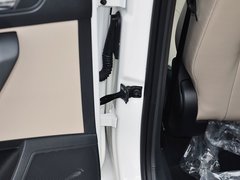2013款 1.6L 自动 舒适版
