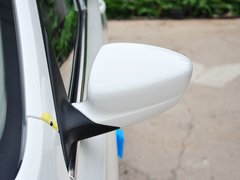 2013款 1.6L 自动 舒适版
