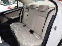 2013款 1.6L 自动 舒适版