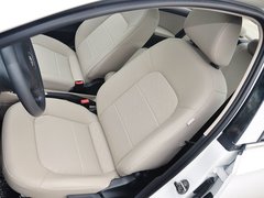 2013款 1.6L 自动 舒适版