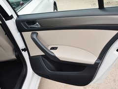 2013款 1.6L 自动 舒适版